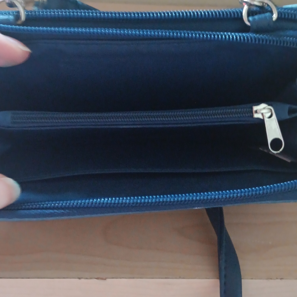 5/$10 Striped Crossbody Wallet - Picture 5 of 5